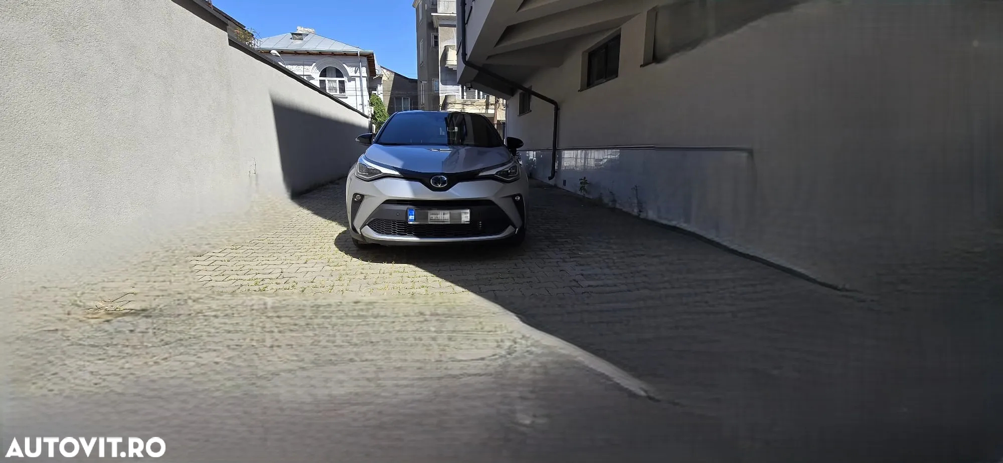 Toyota C-HR 2.0 HSD 184 CP 4x2 CVT Classy Bi-Tone - 3