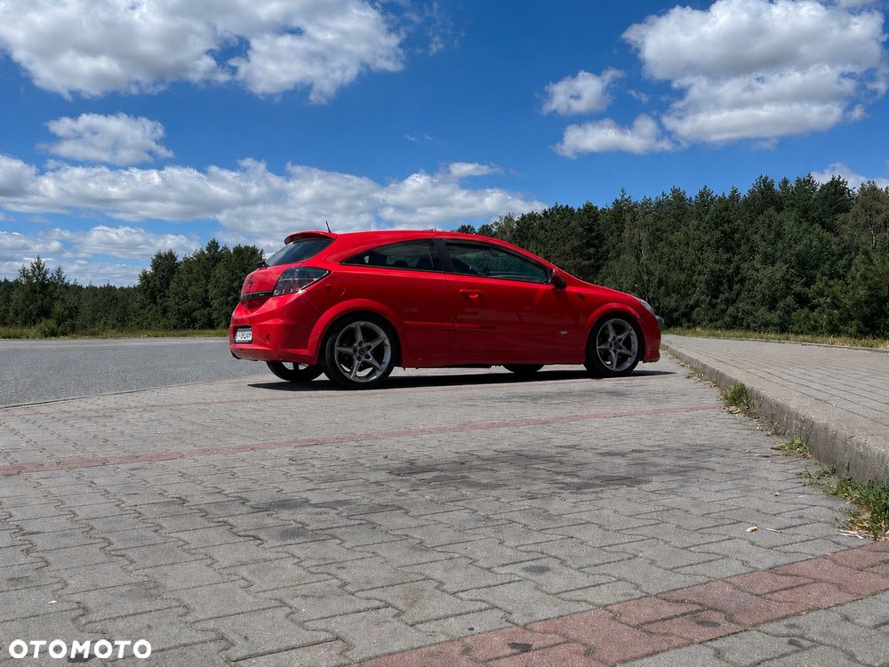 Opel Astra 2.0 Turbo OPC - 7