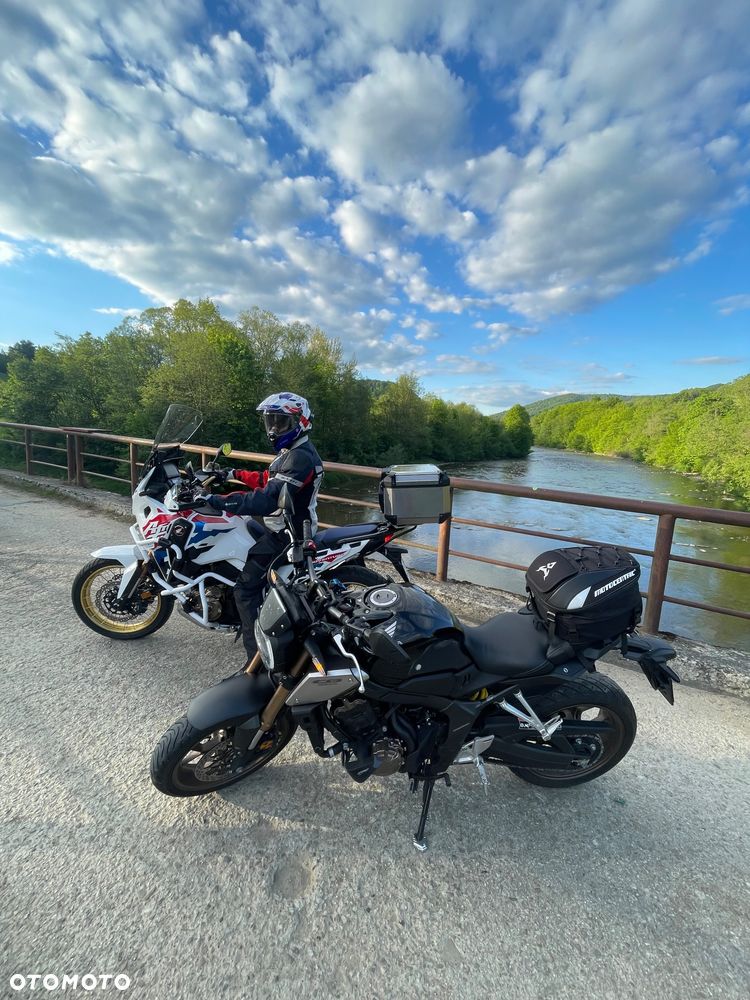 Honda CB - 10