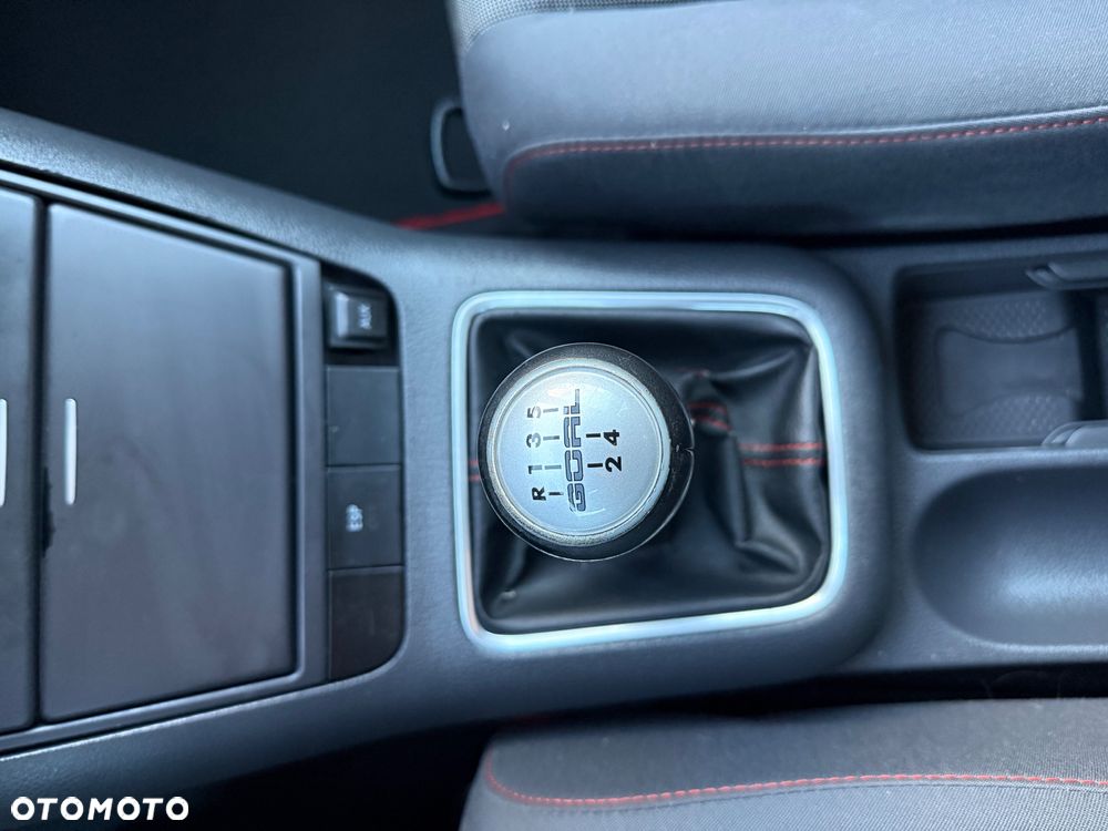 Volkswagen Golf Plus 1.9 TDI Goal - 33