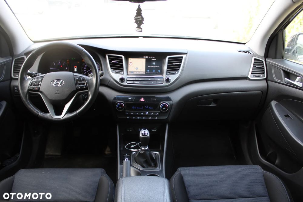 Hyundai Tucson 2.0 CRDI 2WD Style - 16
