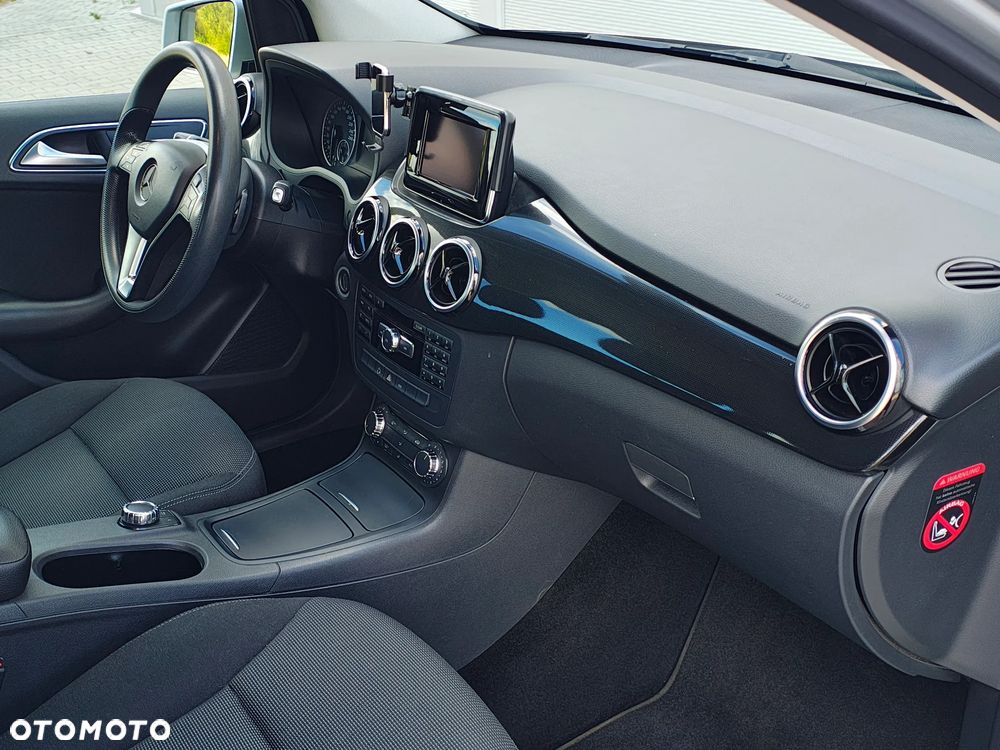 Mercedes-Benz Klasa B 180 (BlueEFFICIENCY) 7G-DCT - 11