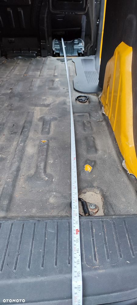 Ford Connect - 9