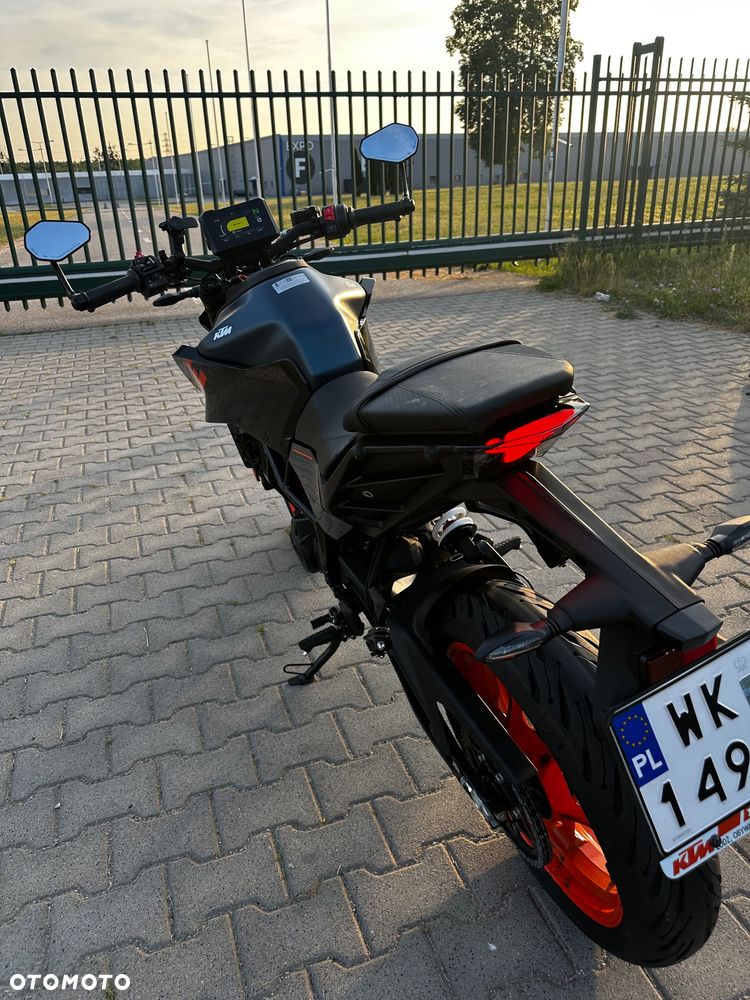 KTM Duke 125 - 9
