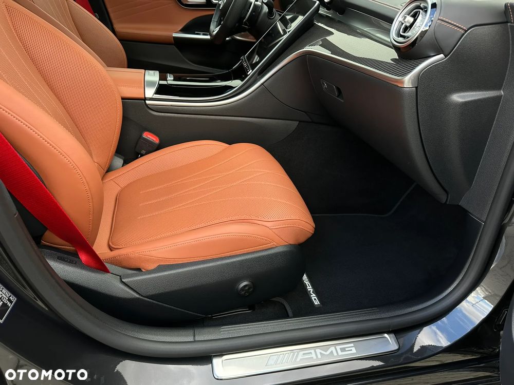 Mercedes-Benz Klasa C AMG 63 S E Performance PHEV 4-Matic - 24