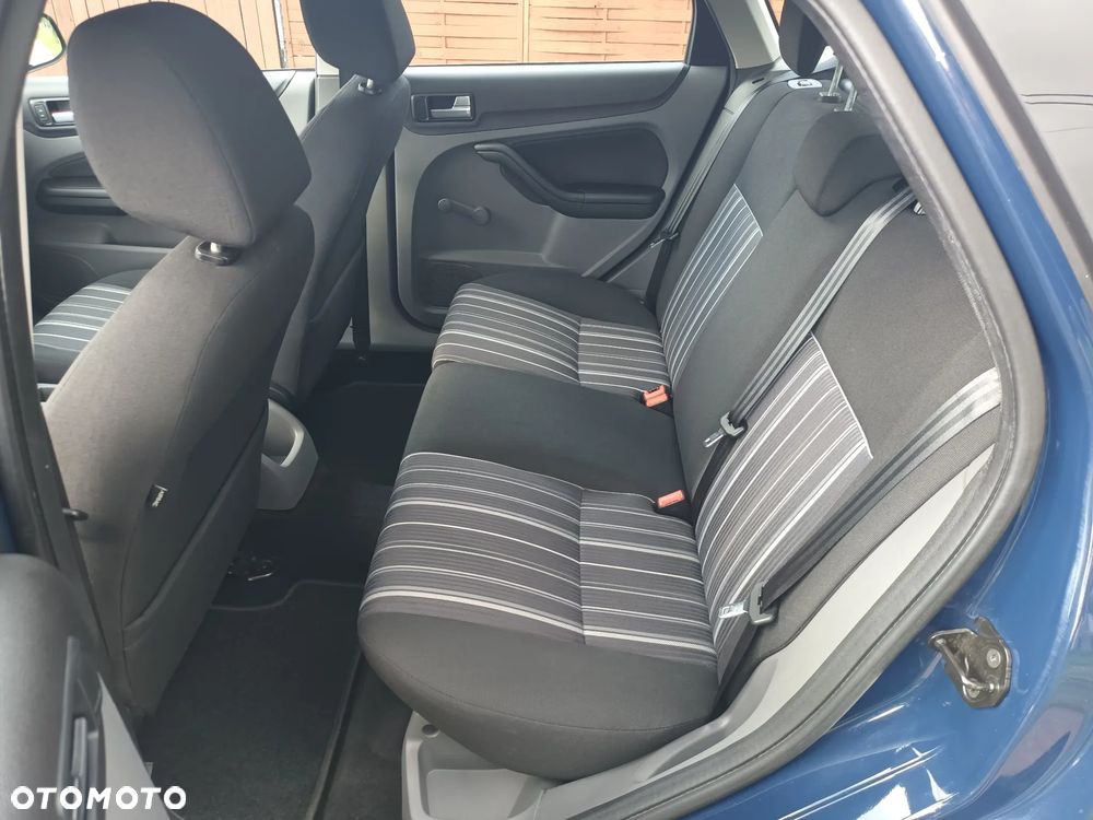Ford Focus 1.6 Gold X - 22