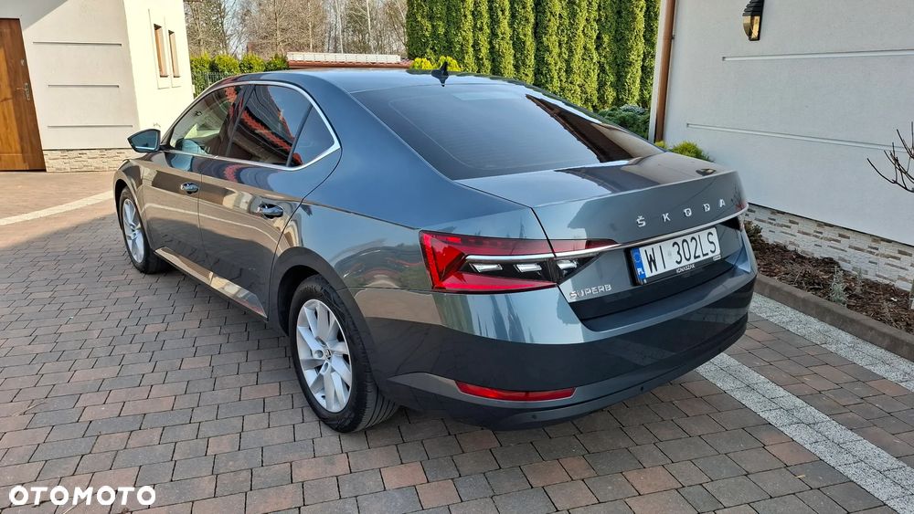 Skoda Superb 2.0 TDI SCR Sportline DSG - 1