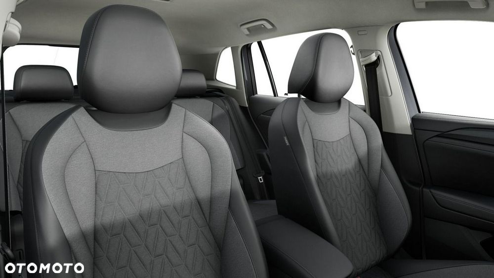 Volkswagen Tiguan - 11