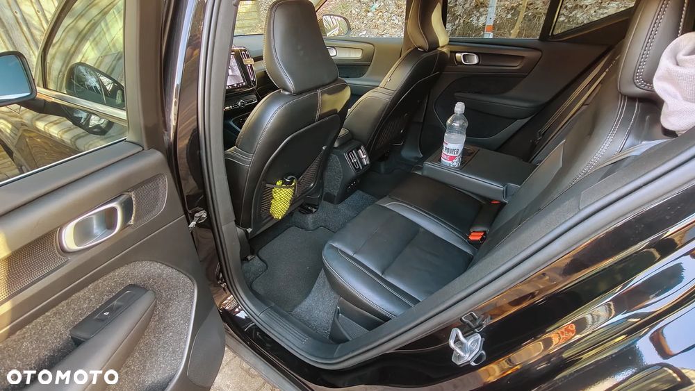 Volvo XC 40 T3 Geartronic Inscription - 23