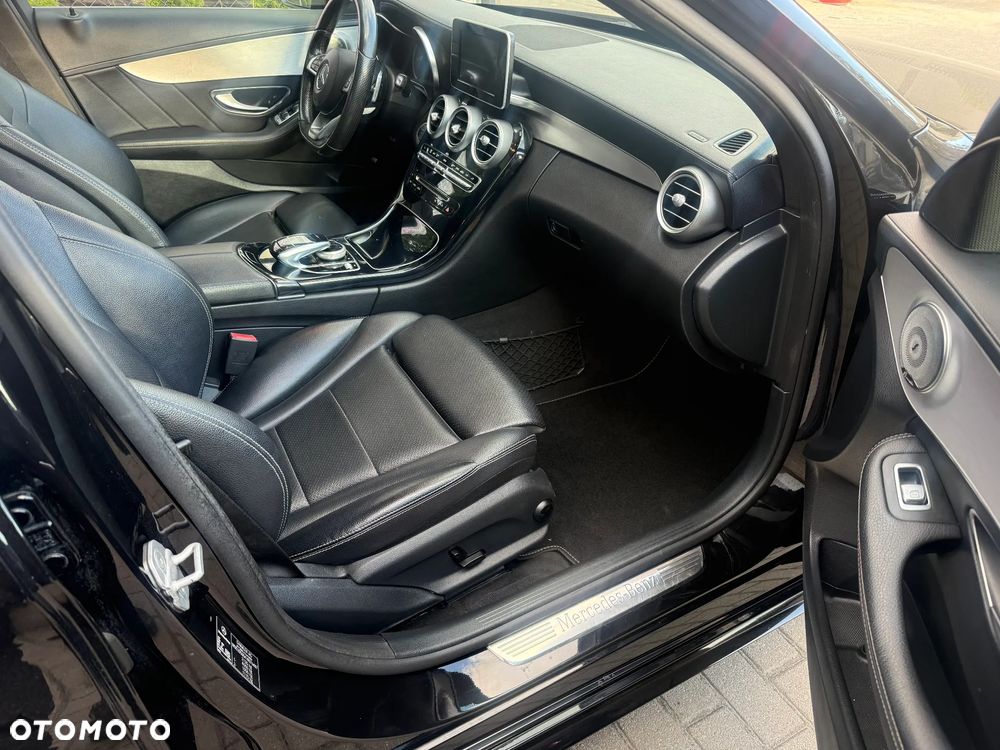 Mercedes-Benz Klasa C 220 (BlueTEC) d 7G-TRONIC AMG Line - 7