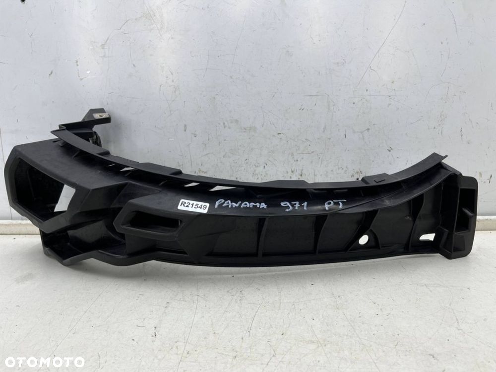 Ślizg Porsche Panamera 971 16-23r. prawe tylne mocowanie wspornik uchwyt zderzaka prawy tył - 1