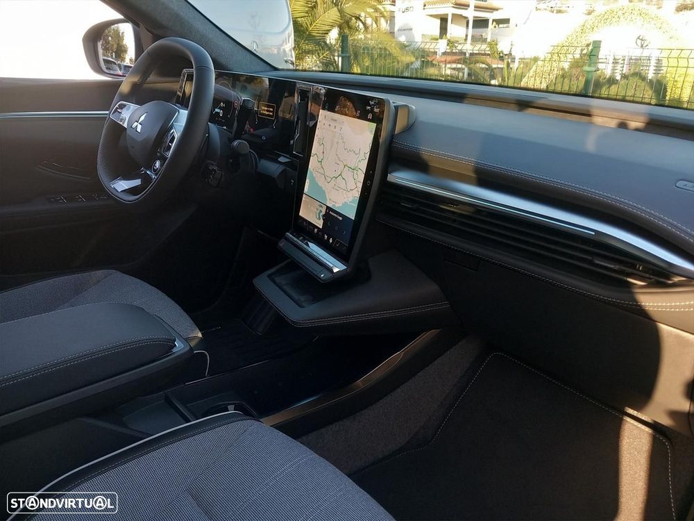 Mitsubishi Eclipse Cross 87 kWh Intense - 12