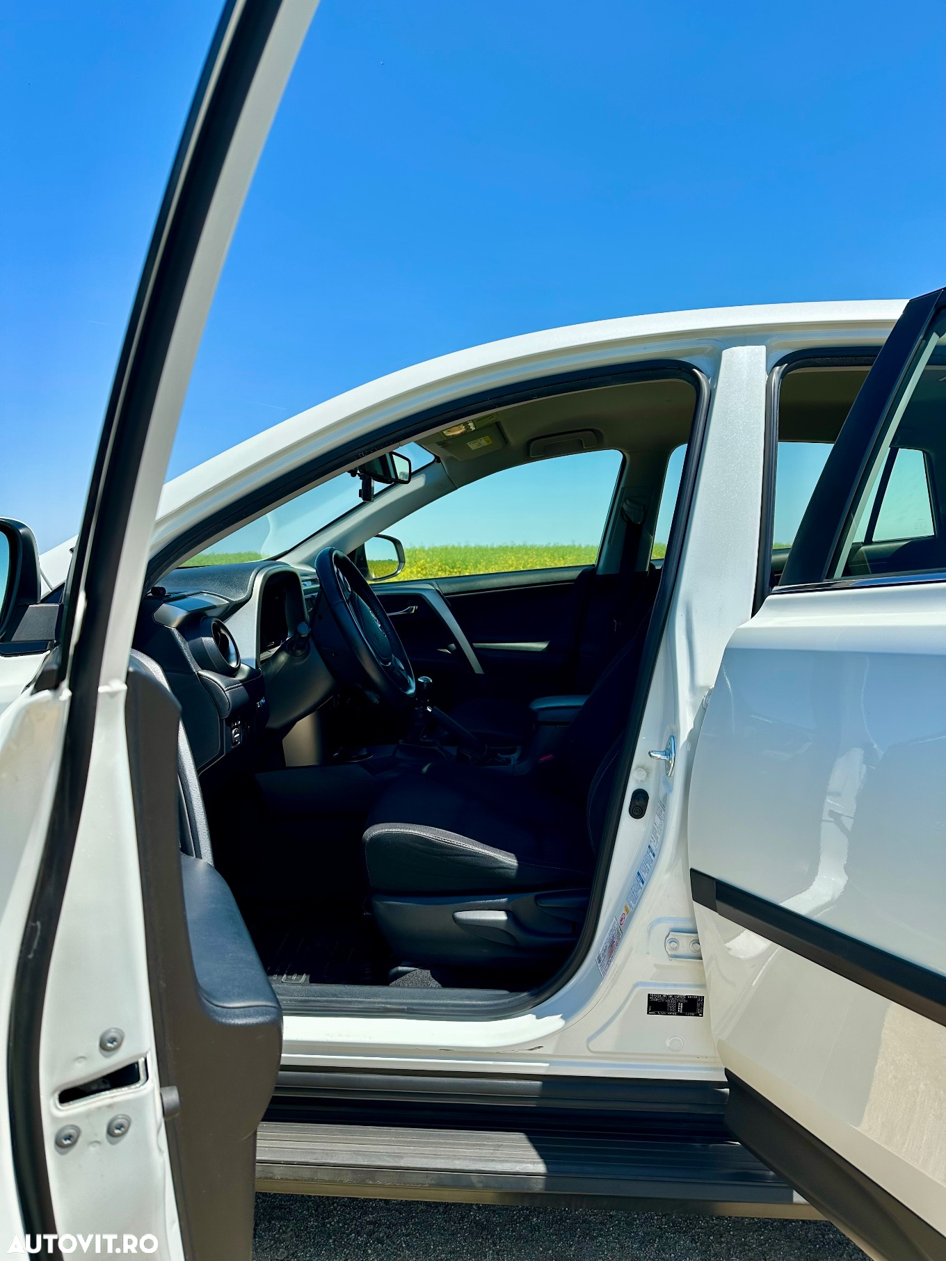 Toyota RAV4 2.2 D-4D 4WD Executive - 13