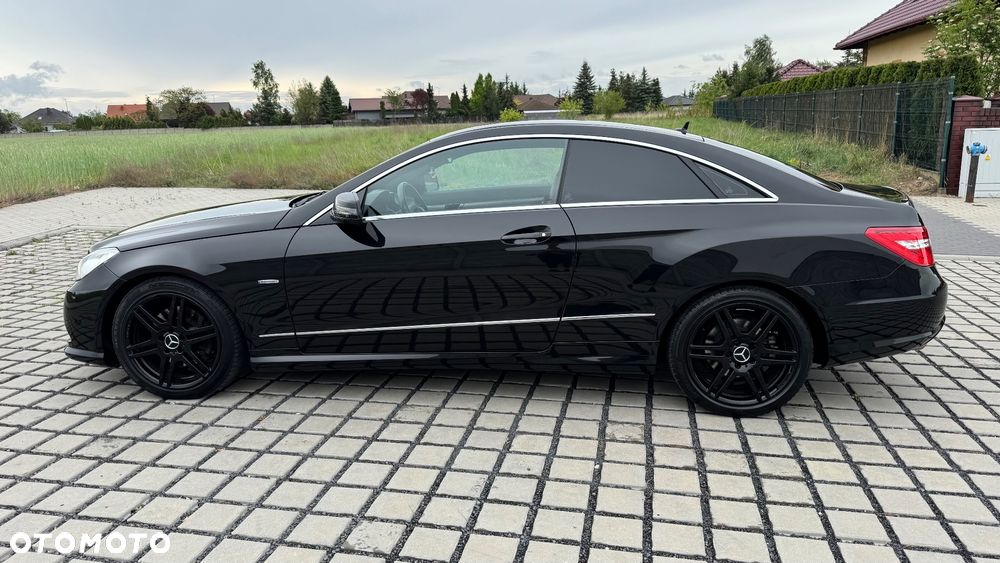 Mercedes-Benz Klasa E 250 CGI BlueEFFICIENCY Automatik Avantgarde - 16