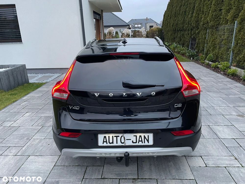 Volvo V40 Cross Country D2 Summum - 34