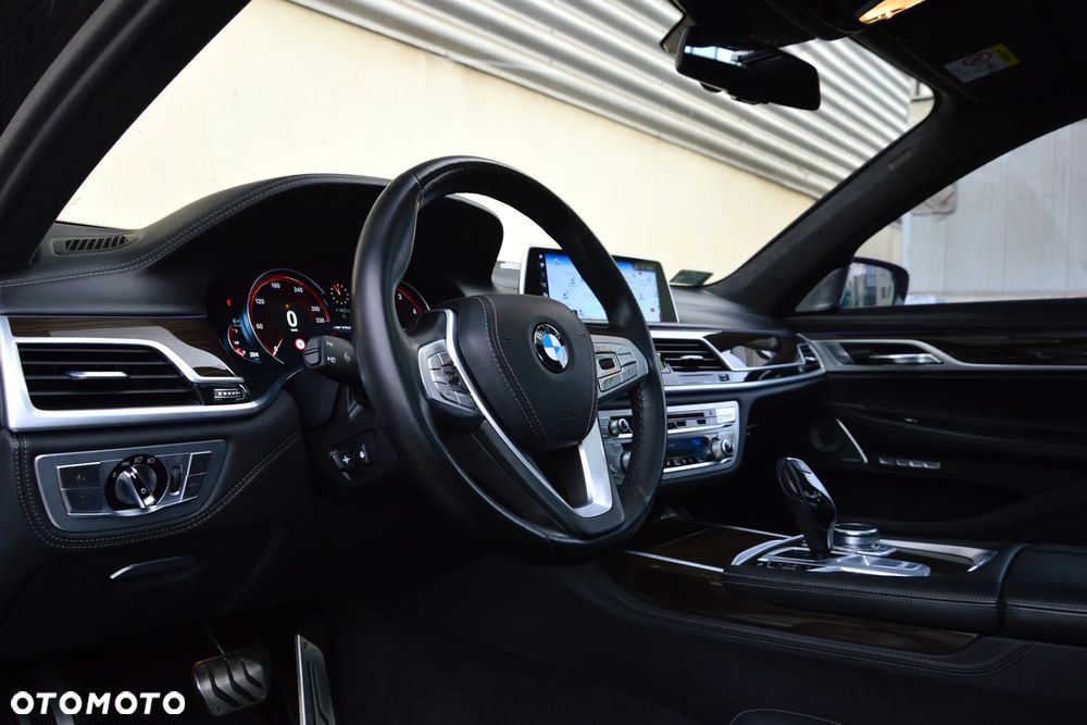 BMW Seria 7 750Ld xDrive - 15