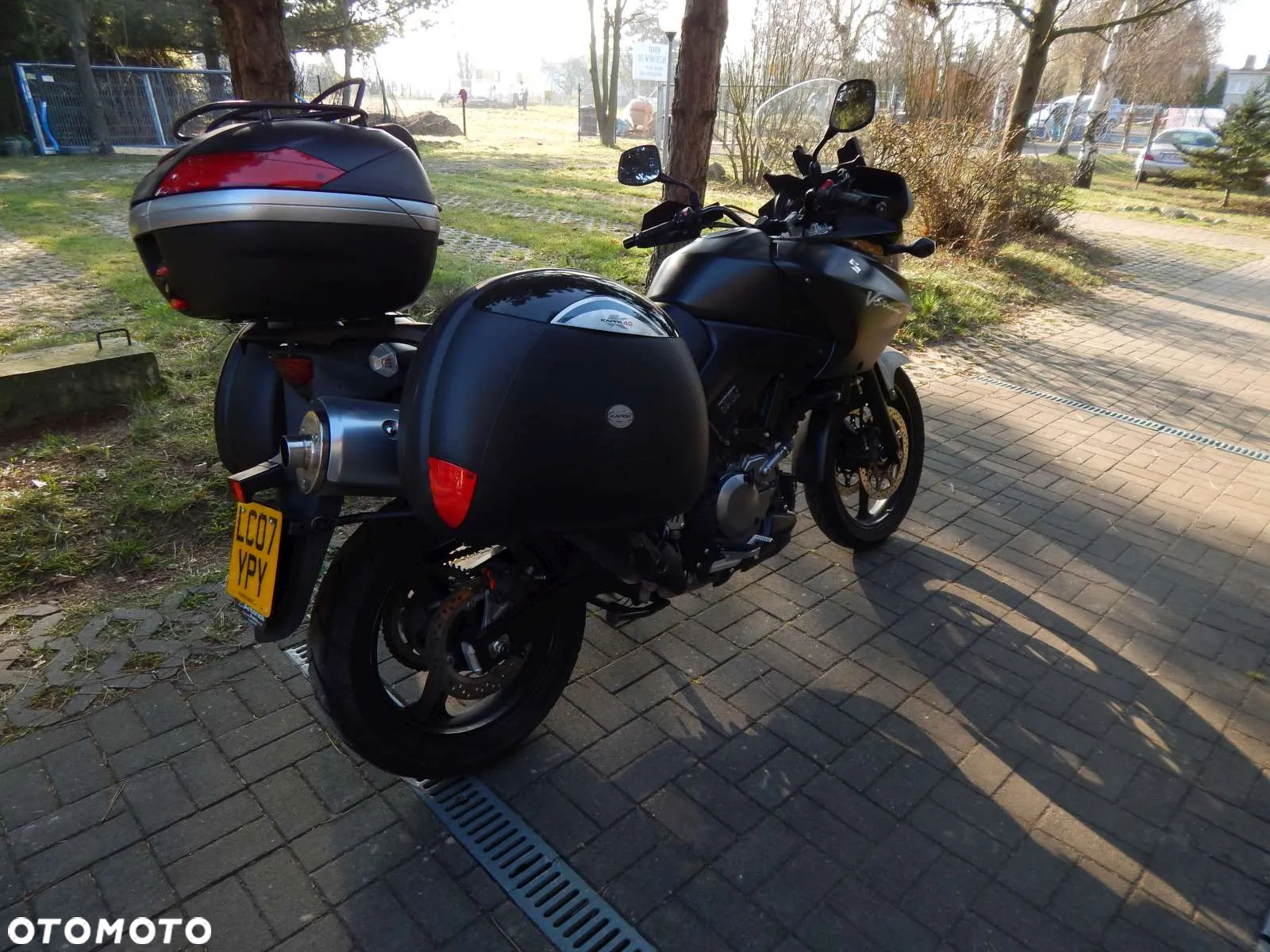 Suzuki V-STROM - 5