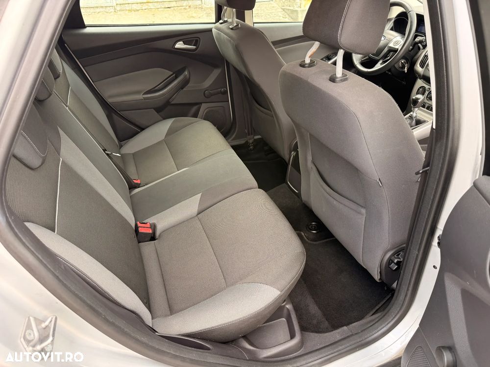 Ford Focus 1.5 TDCi DPF Start-Stopp-System Business - 5