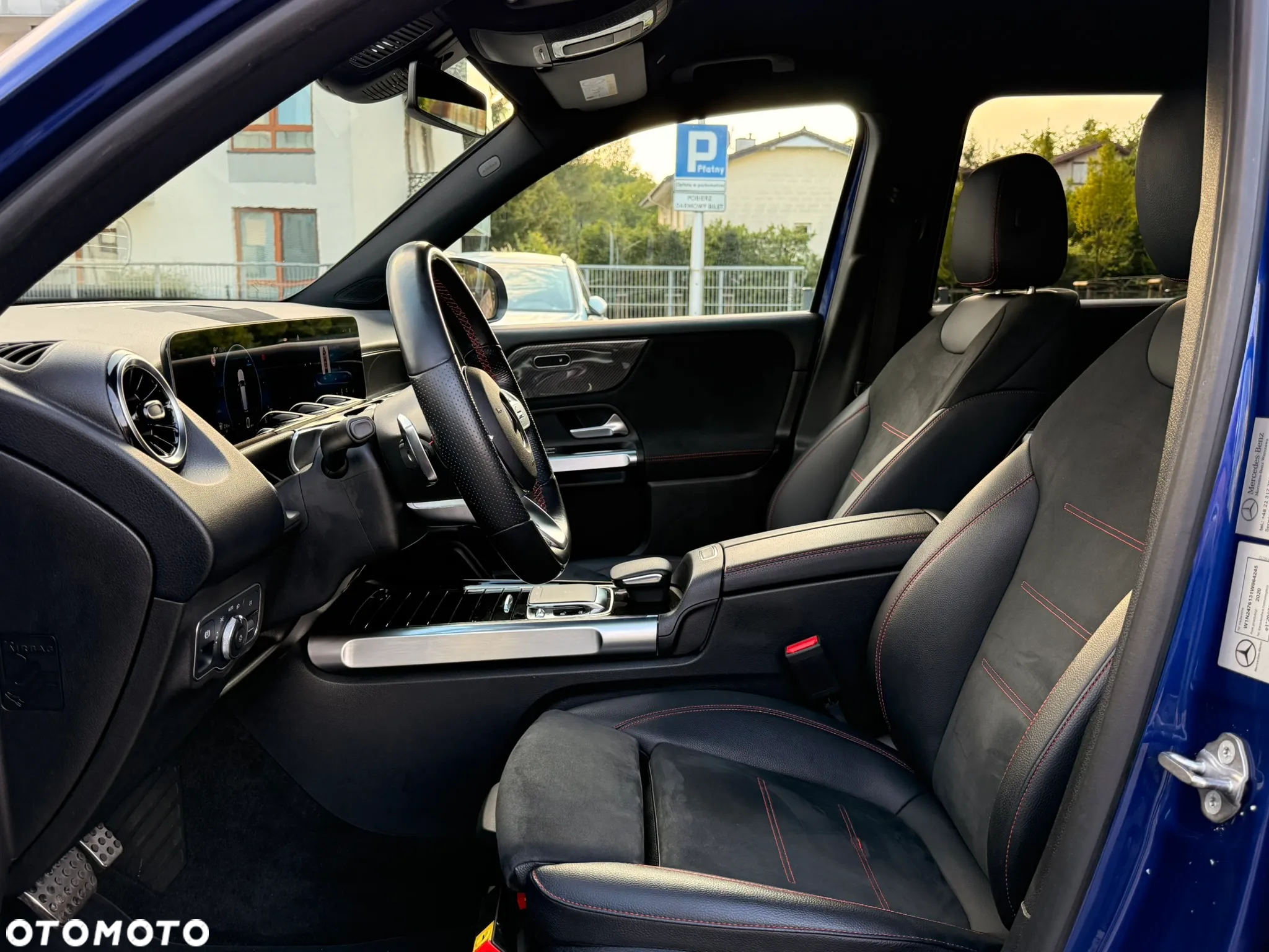 Mercedes-Benz GLB 200 d 4-Matic AMG Line 8G-DCT - 11