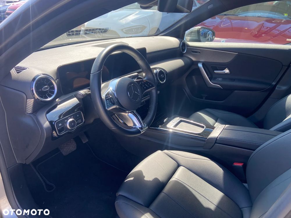 Mercedes-Benz Klasa A 200 Progressive 7G-DCT - 6