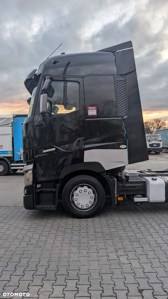 Renault T - 5