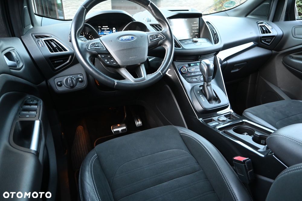 Ford Kuga 2.0 TDCi 4x4 ST-Line - 16