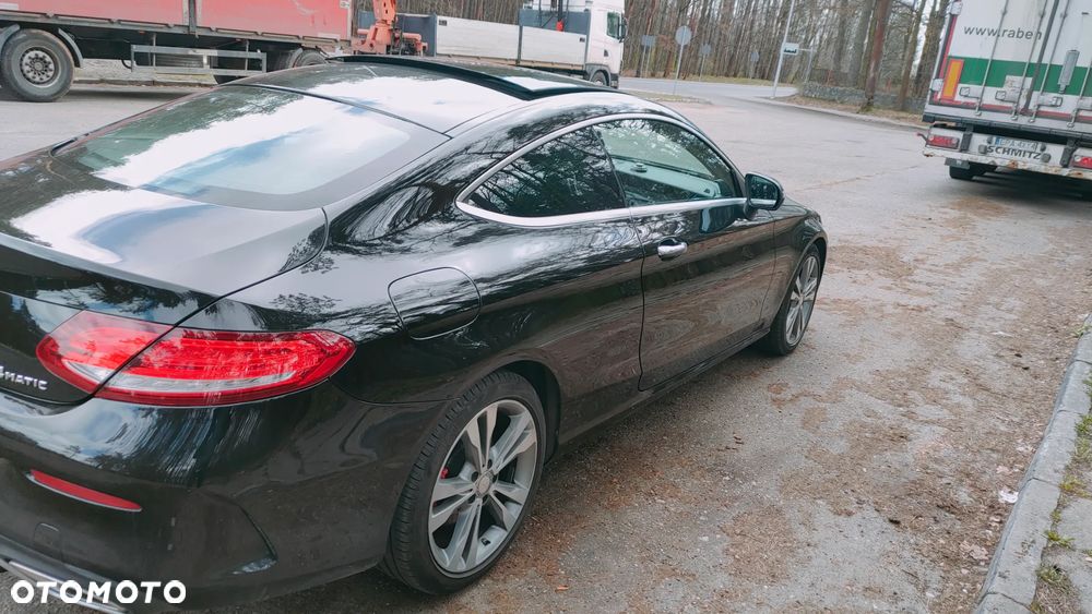 Mercedes-Benz Klasa C 300 7G-TRONIC - 3