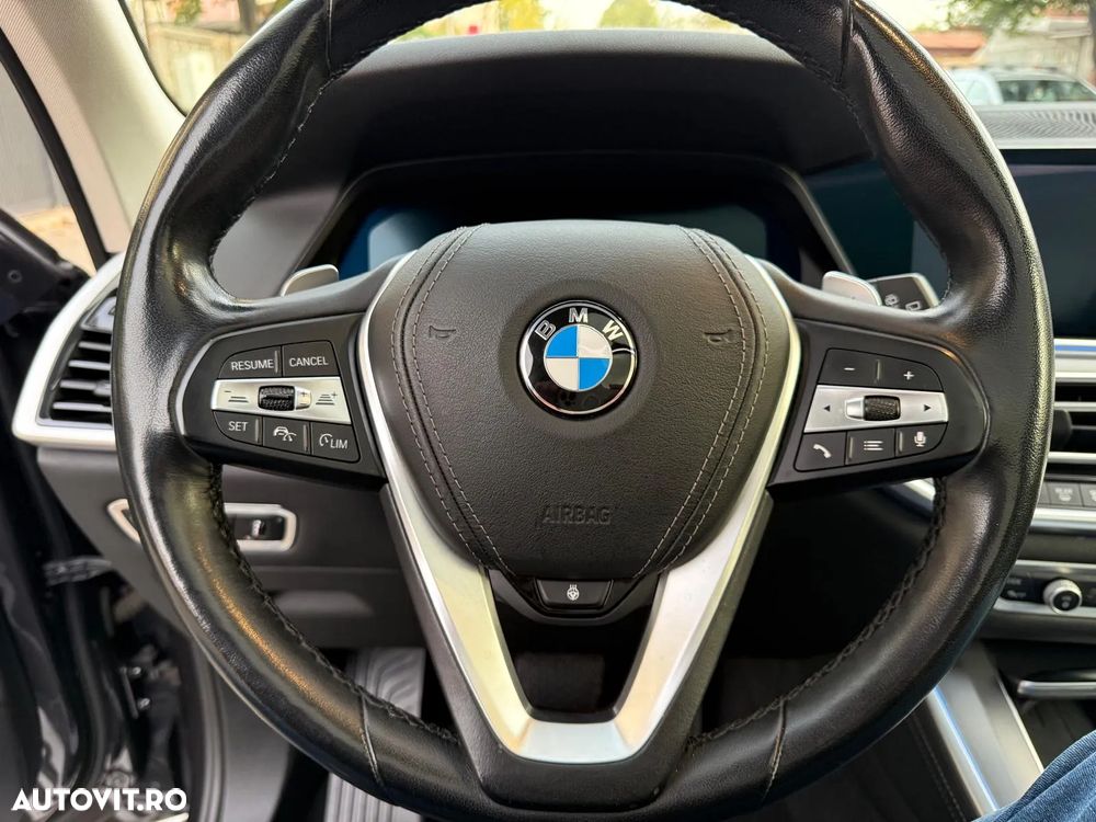 BMW X5 xDrive45e - 8