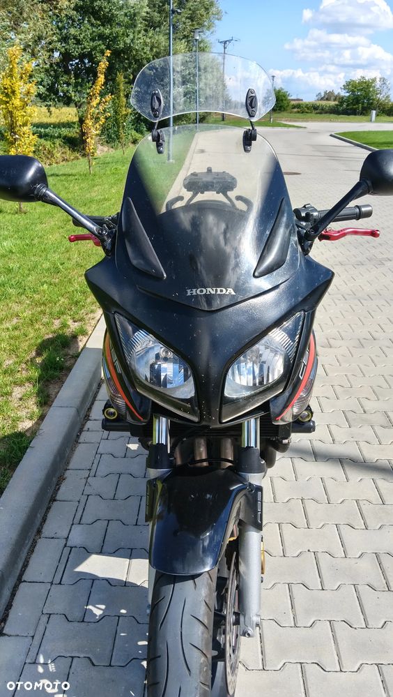 Honda CBF - 8