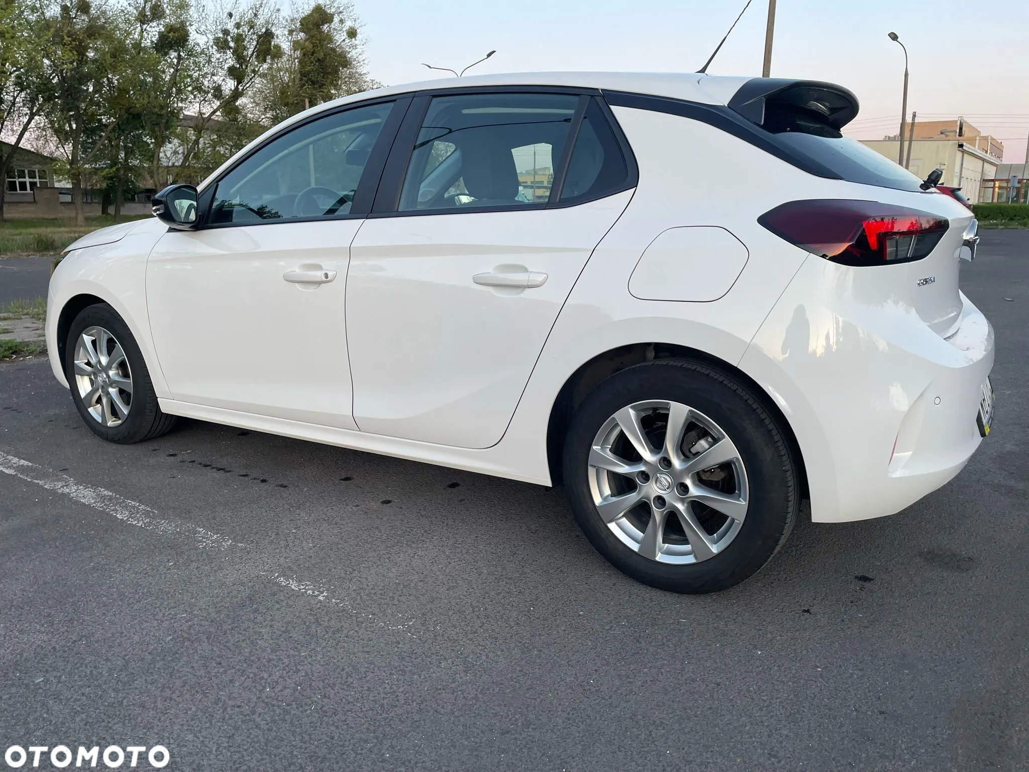 Opel Corsa 1.2 Edition S&S - 5