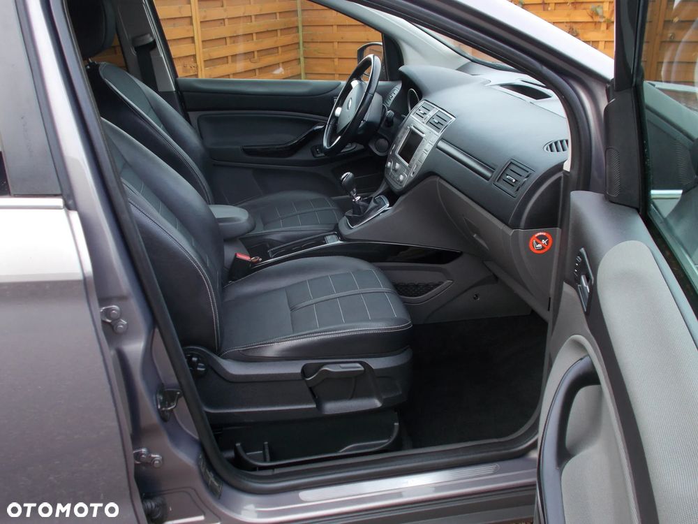 Ford Kuga 2.0 TDCi Titanium - 6