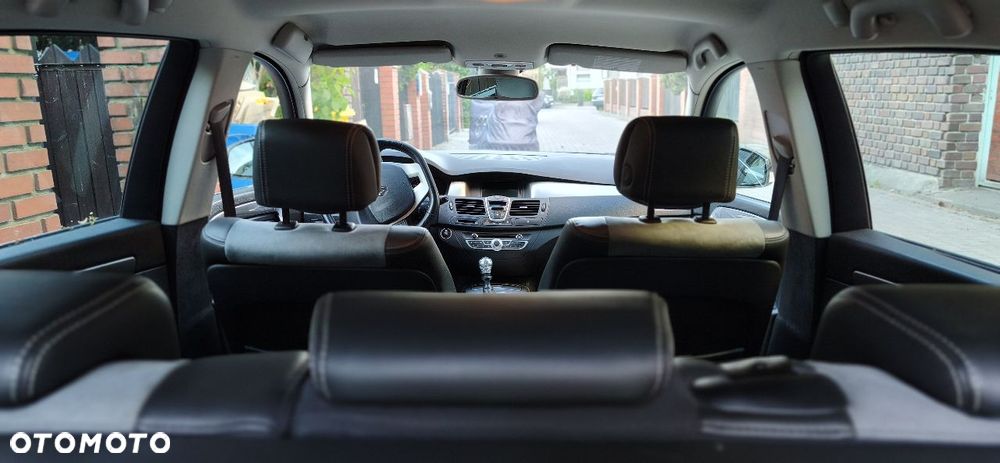 Renault Laguna 2.0 dCi GT - 22