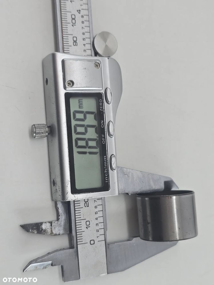 SZKLANKA ZAWOROWA  HONDA CB 1000R  SC80 CBR 600 CBR 1000 CBR 900 - 9