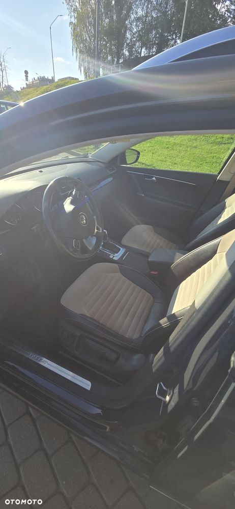 Volkswagen Passat 1.4 TSI BMT Highline DSG - 10