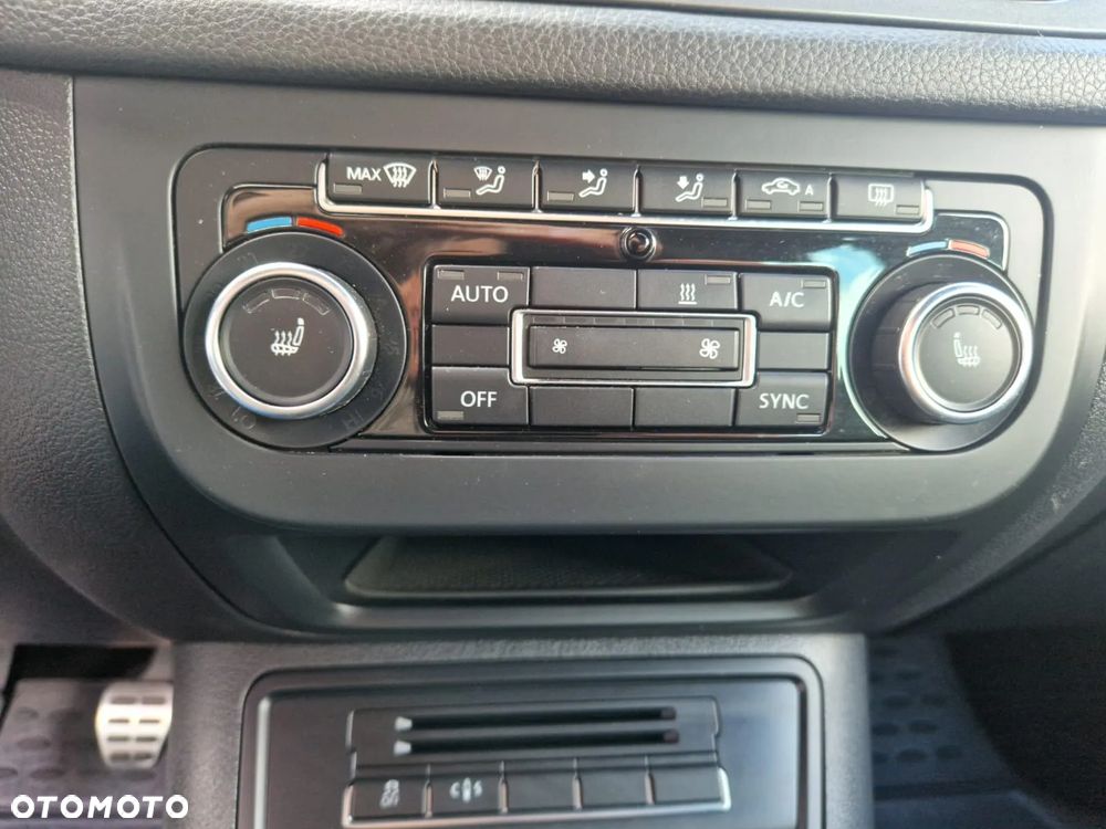 Volkswagen Tiguan - 15