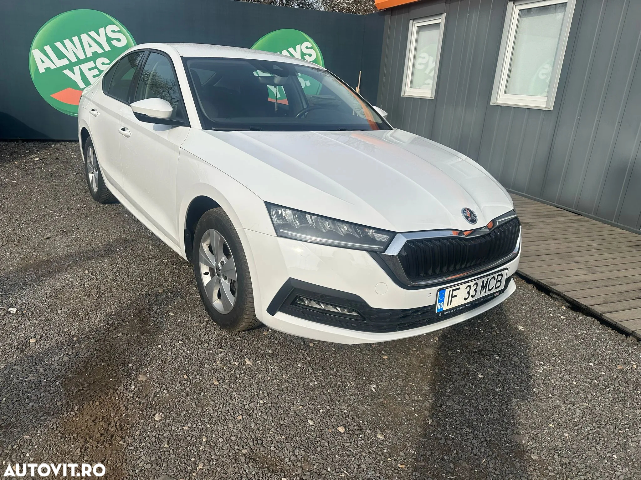 Skoda Octavia 2.0 TDI DSG Style - 2