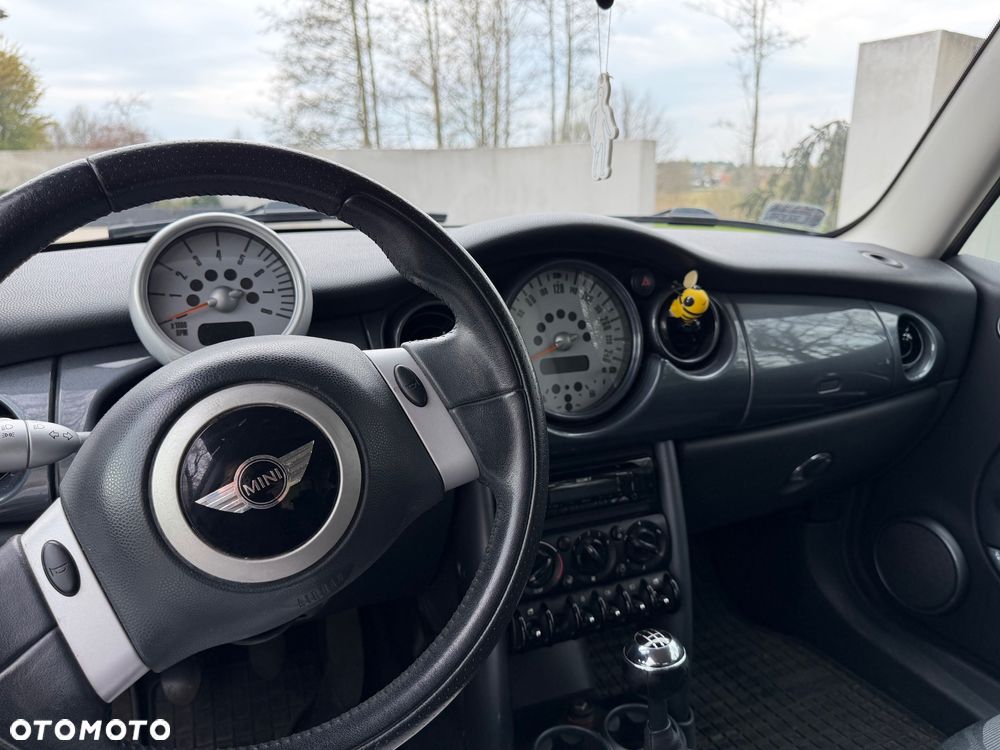 MINI ONE Standard - 7