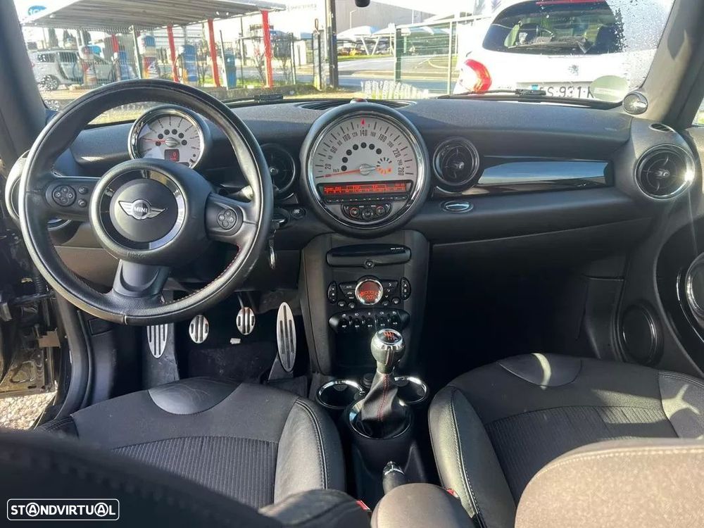 MINI 3 Portas Cooper S - 4