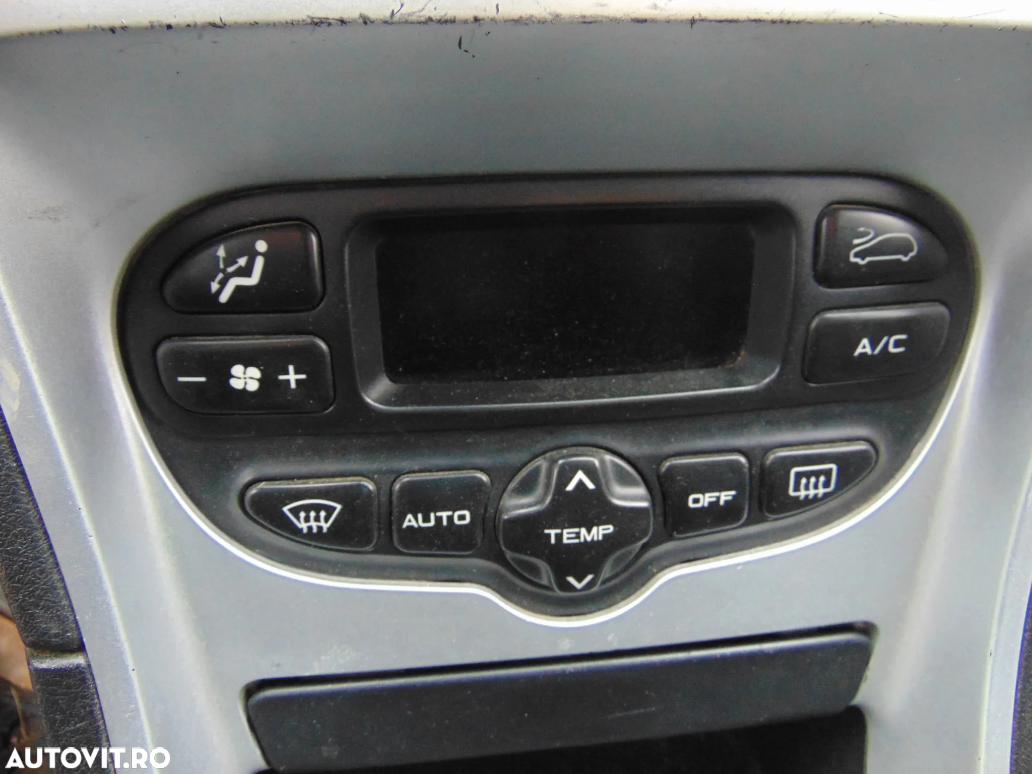 Climatronic Peugeot 307cc comenzi clima aer caldura peugeot 307 - 2