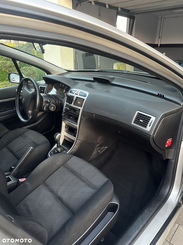 Peugeot 307 - 4