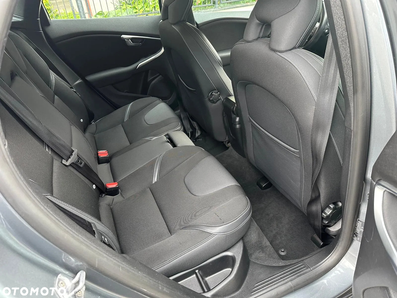 Volvo V40 D2 Drive-E Momentum - 18