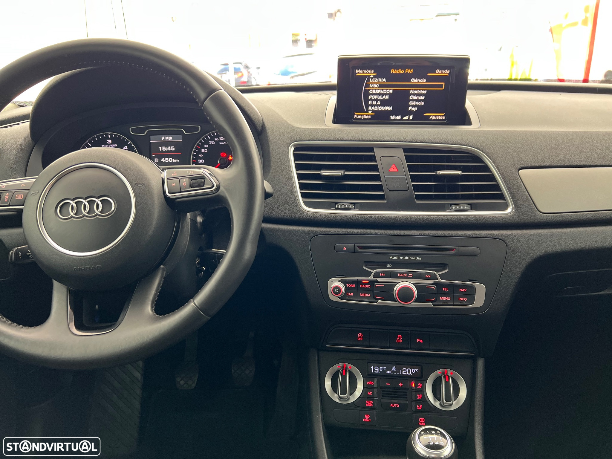 Audi Q3 2.0 TDI Attraction - 27