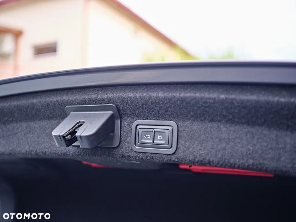Audi A6 Limousine 50 TDI quattro tiptronic - 18