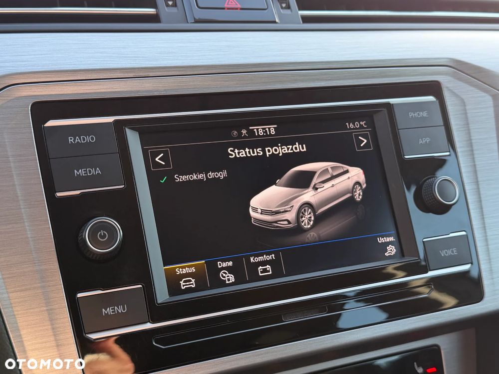 Volkswagen Passat 1.5 TSI EVO Business - 25