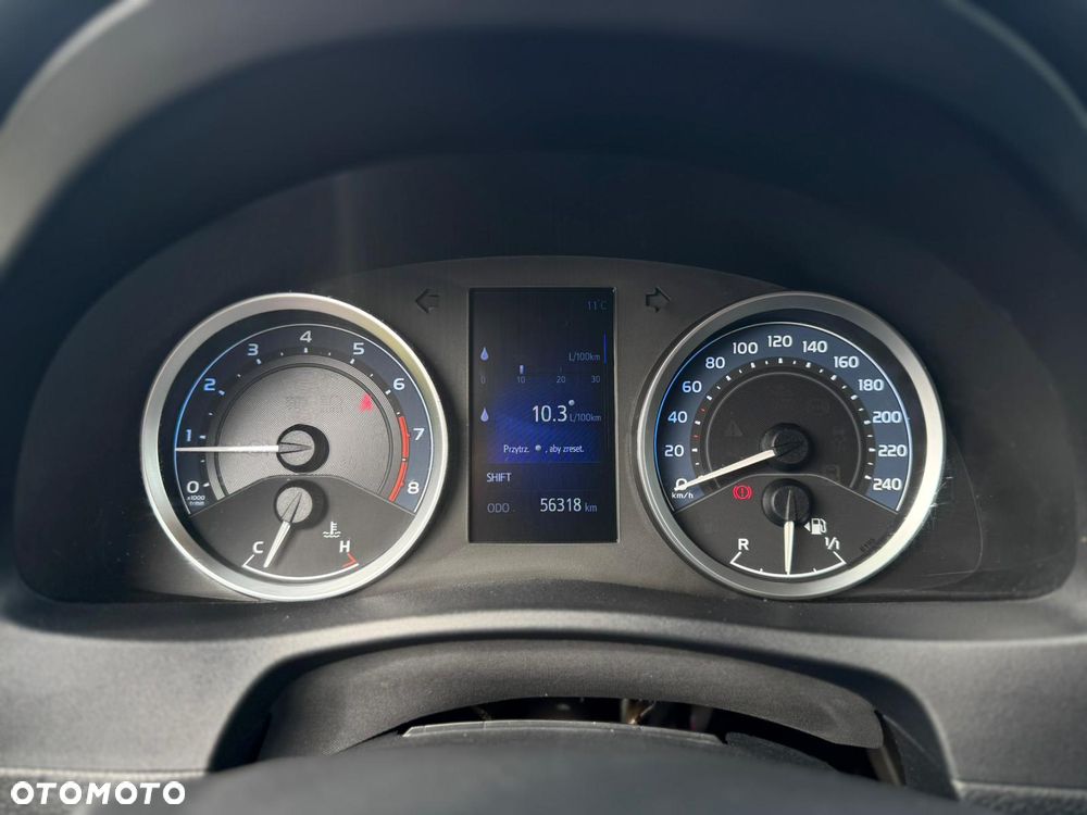 Toyota Corolla 1.6 Classic Plus - 3