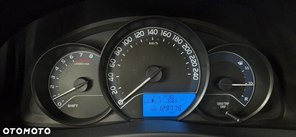 Toyota Auris - 9