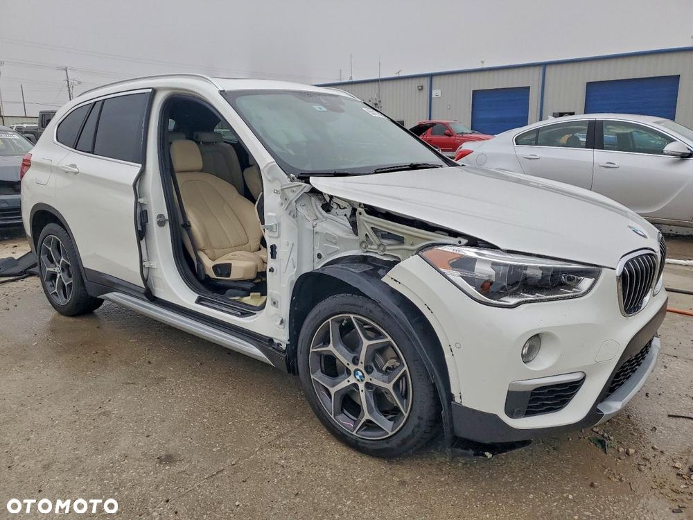 BMW X1 - 3