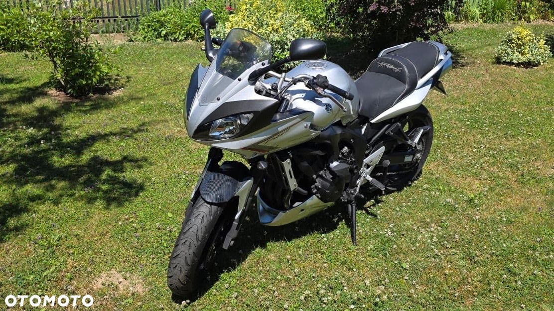 Yamaha FZ6 - 1