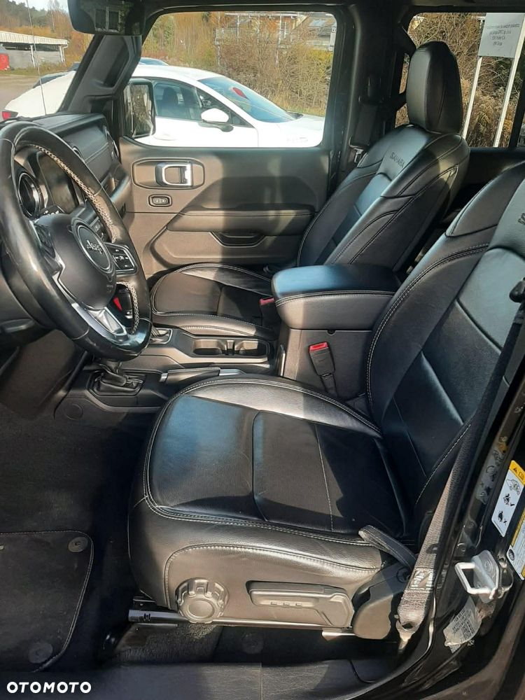 Jeep Wrangler Unlimited GME 2.0 Turbo Sahara - 12