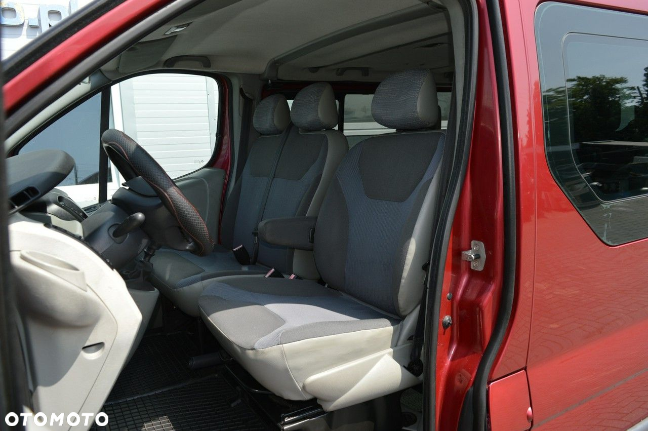 Opel Vivaro - 19